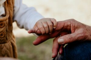 Read more about the article Kære morfar